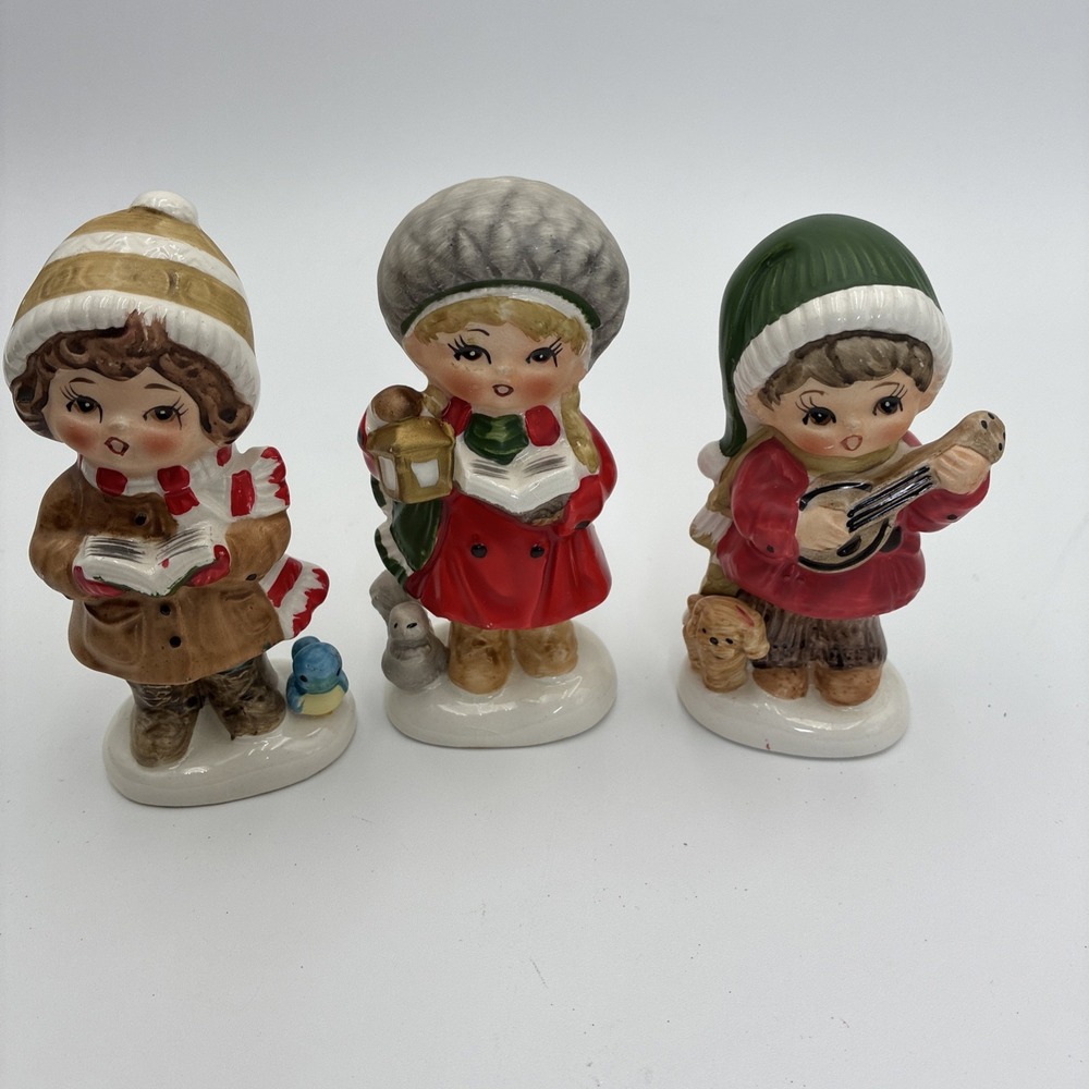 Vintage Napcoware Christmas Carolers Figurines Set of 3 X-8982 Japan Boxed